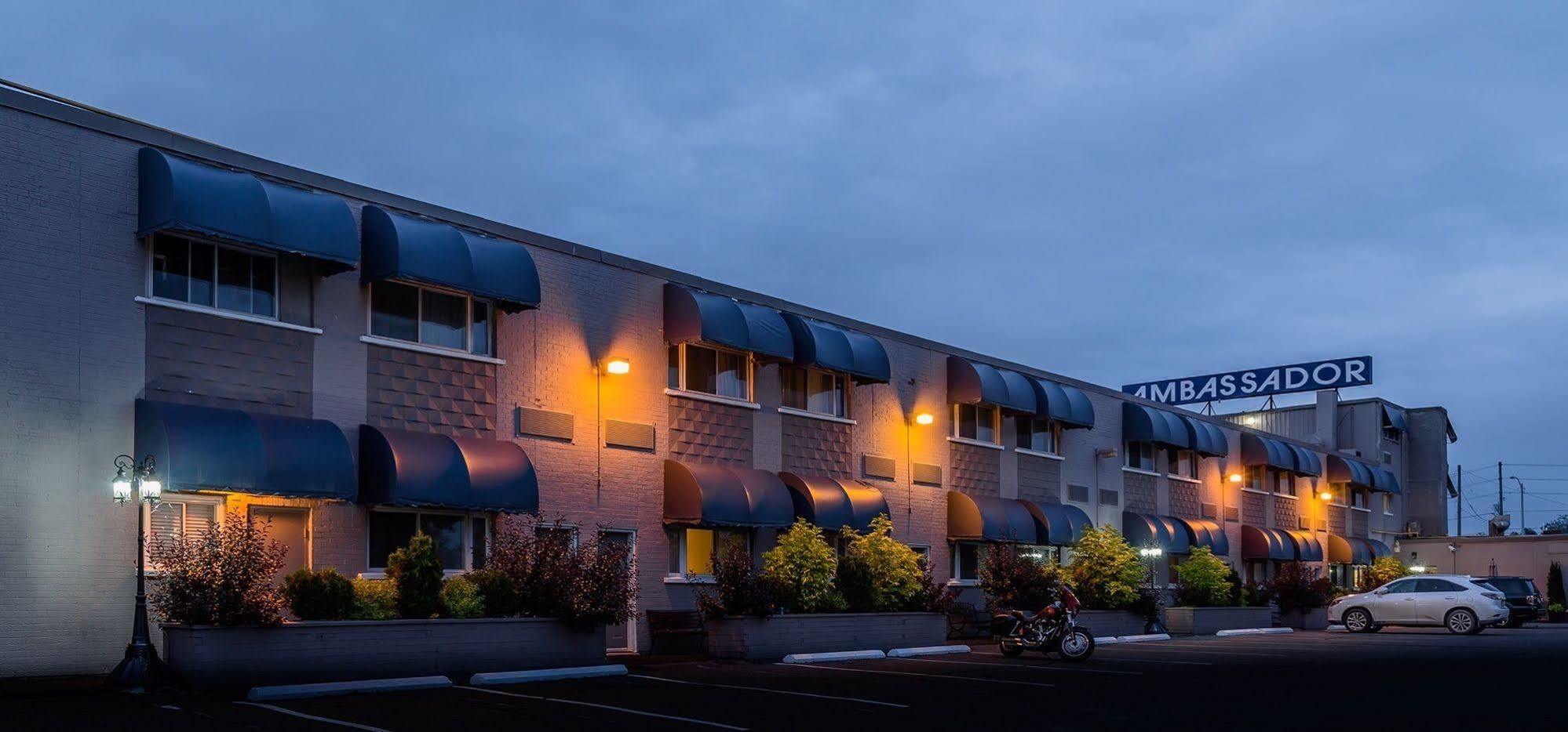 Ambassador Hotel Sudbury Exterior photo
